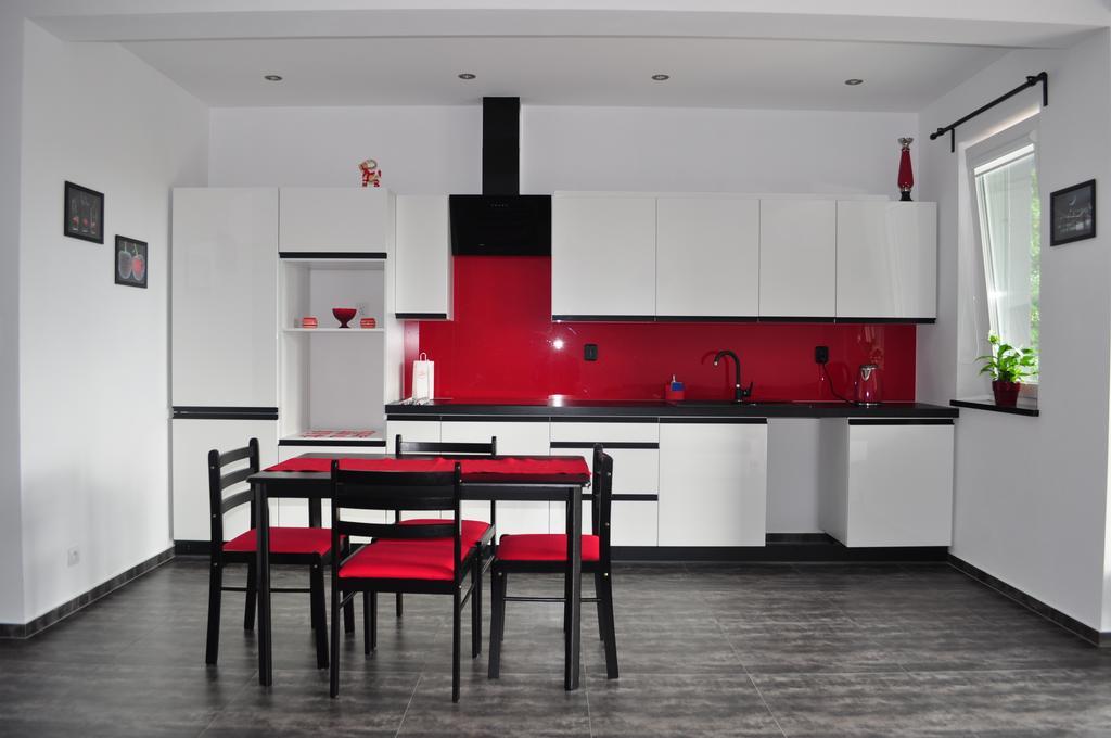 Apartament Scorpion Modlin Czosnów Exterior foto